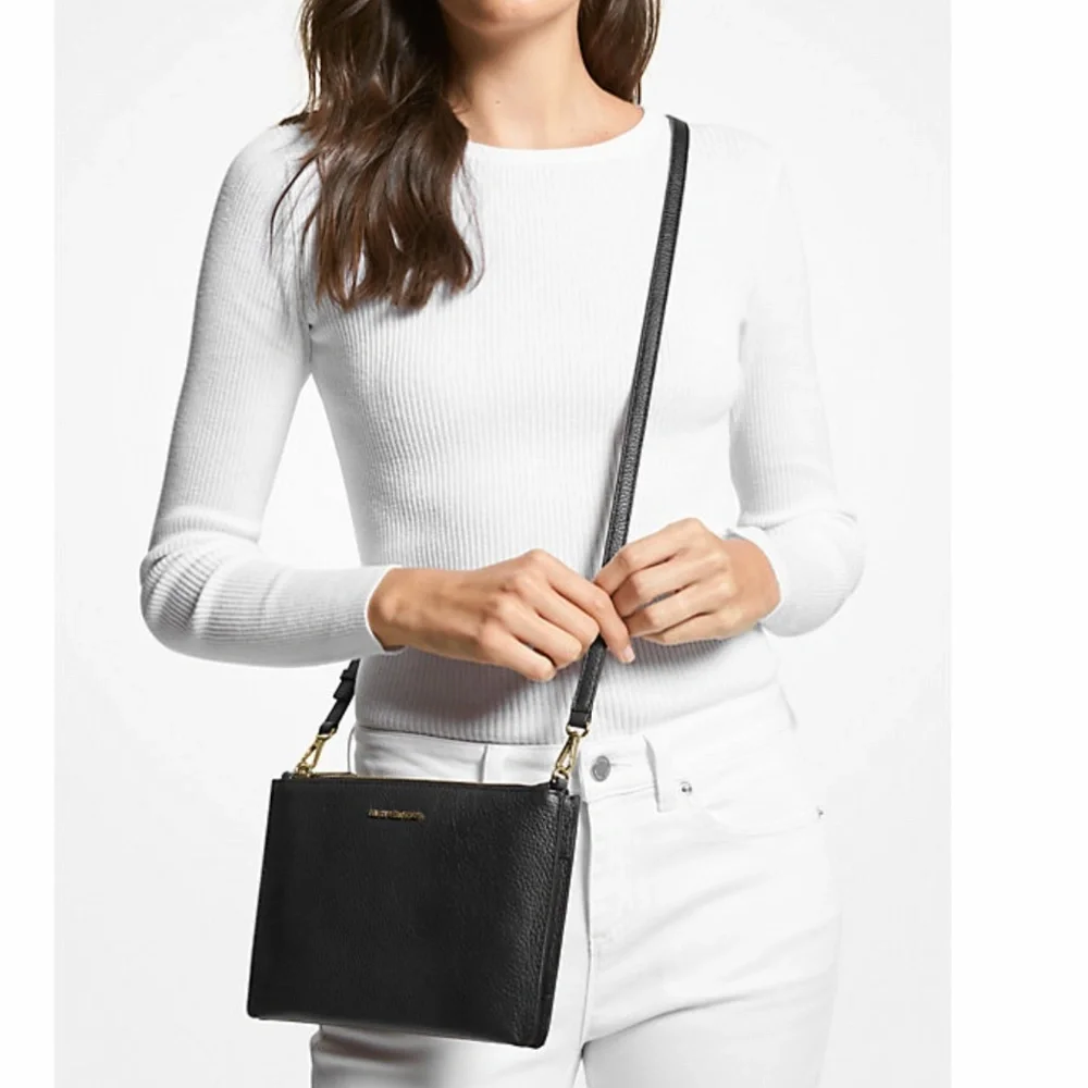 Michael Kors Double Pouch Crossbody Med/Large Black Pebbled Leather Excellent! - Picture 2 of 14